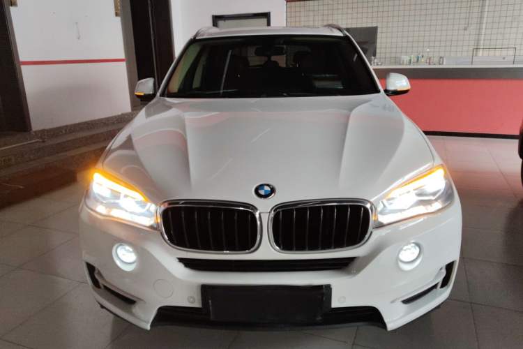 Used BMW X5 2017 xDrive35i parallel import Front