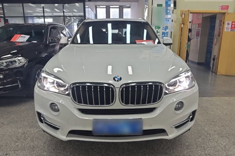 Used BMW X5 2017 xDrive28i Front