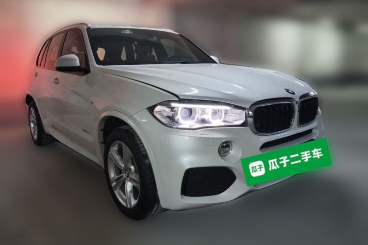 Used BMW X5 2017 xDrive35i M Sport Edition Front Right 45 Deg