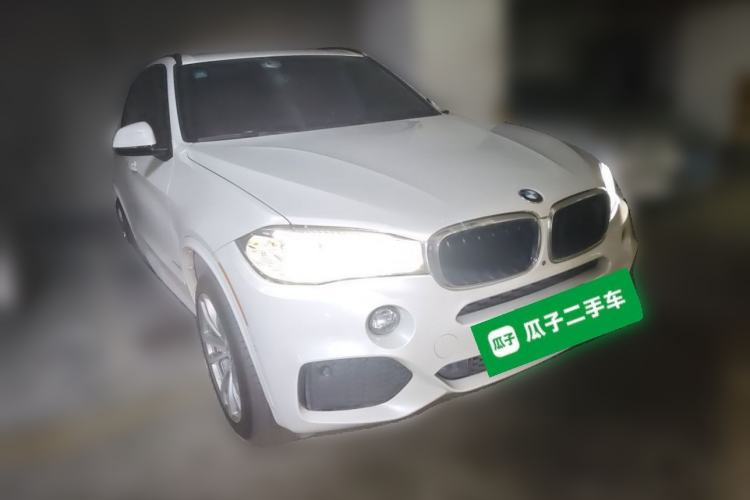 Used BMW X5  Front Right 45 Deg