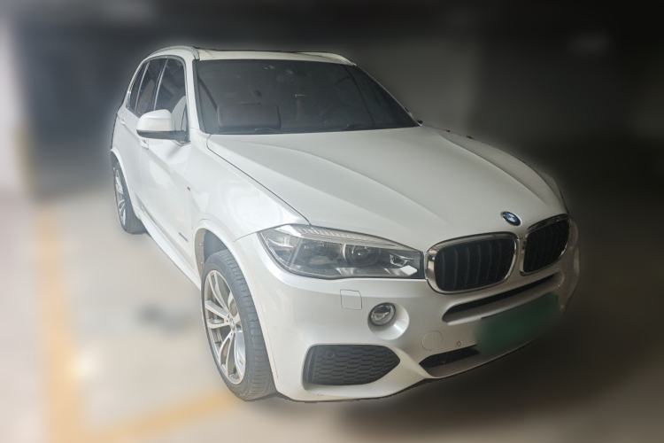 Used BMW X5 2017 xDrive35i M Sport Edition Front Right 45 Deg