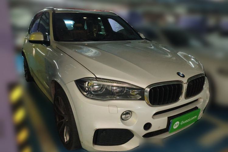 Used BMW X5 2017 xDrive35i M Sport Edition Front Right 45 Deg
