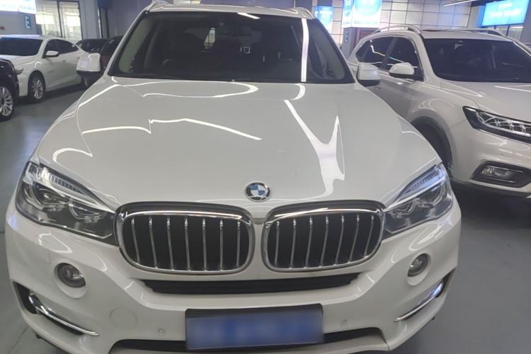 Used BMW X5 2017 xDrive28i Front