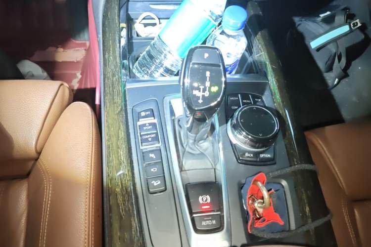 Used BMW X5  Gear Lever