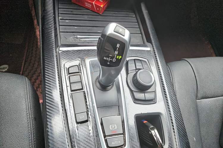 Used BMW X5  Gear Lever