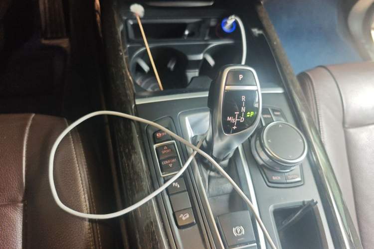 Used BMW X5 2017 xDrive35i M Sport Edition Gear Lever