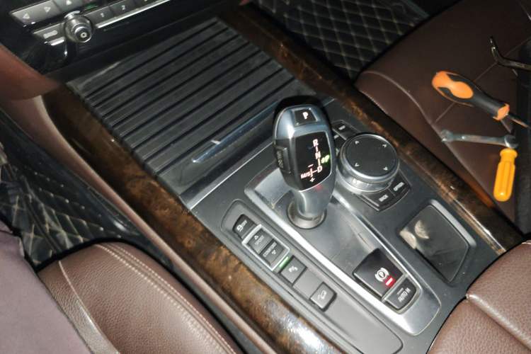Used BMW X5 2017 xDrive28i Gear Lever