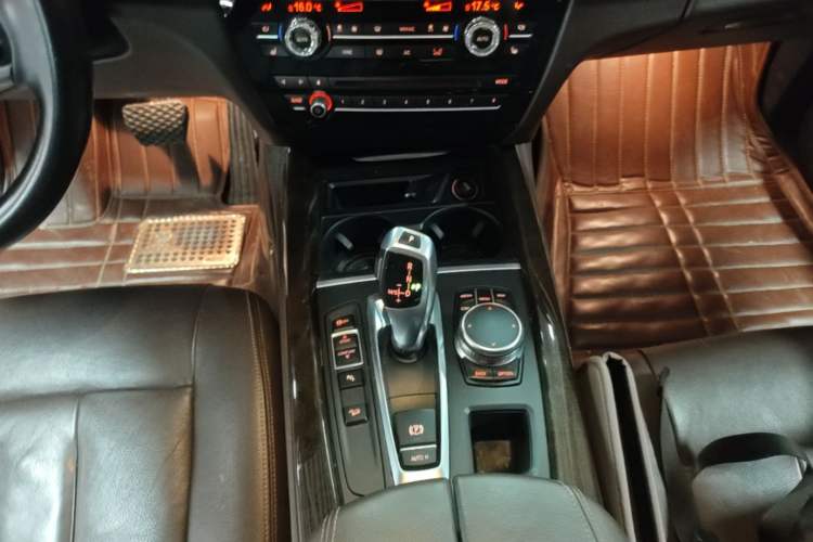 Used BMW X5 2017 xDrive35i Elegant Edition Gear Lever