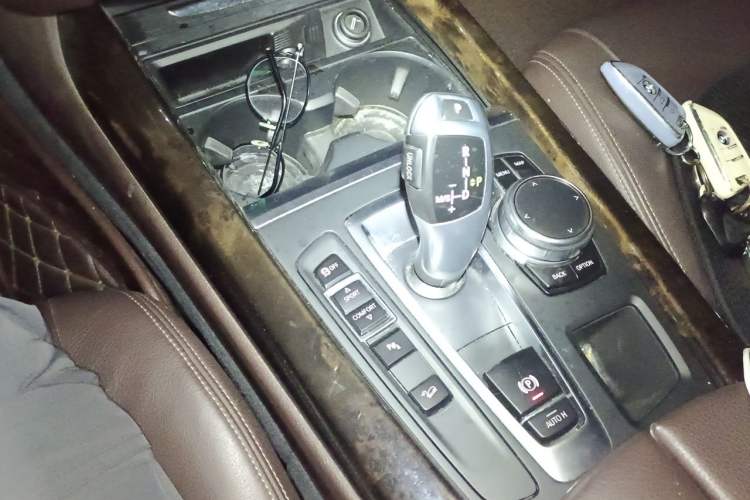 Used BMW X5 2017 xDrive28i Gear Lever