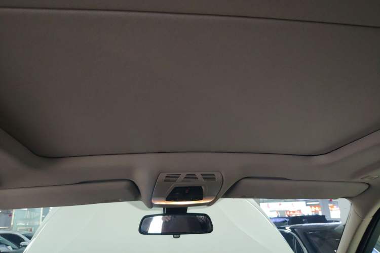 Used BMW X5 2017 xDrive28i Headliner