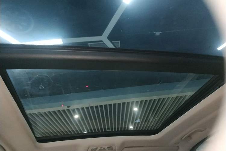 Used BMW X5 2017 xDrive28i Headliner