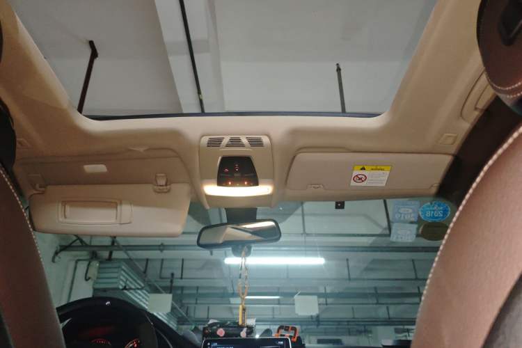 Used BMW X5 2017 xDrive35i Elegant Edition Headliner