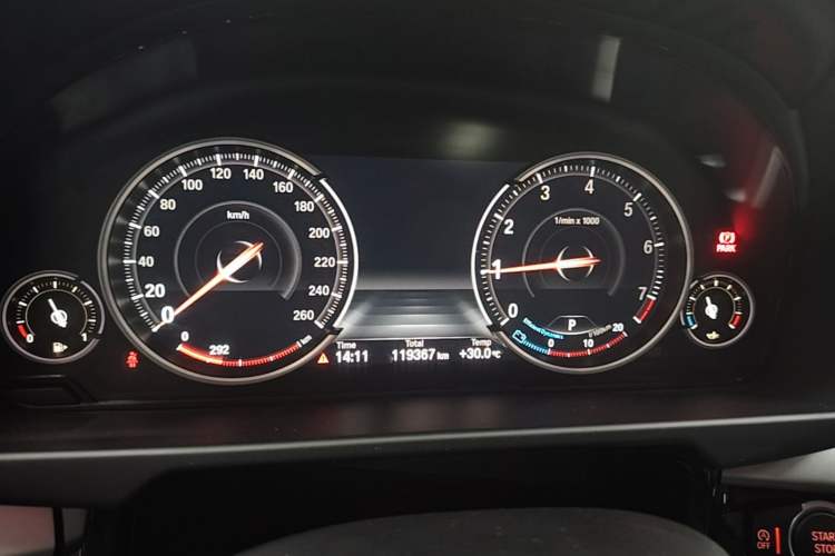 Used BMW X5 2017 xDrive35i Standard Model U.S. Specification Instrument Cluster
