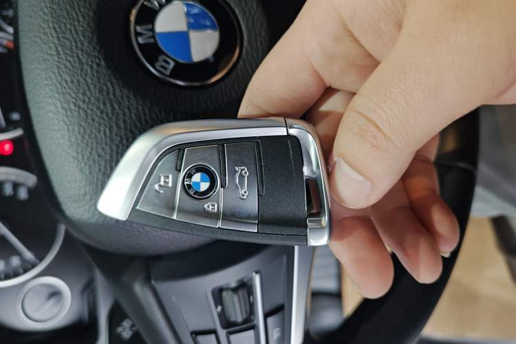 Used BMW X5 2017 xDrive35i Elegant Edition Interior 1