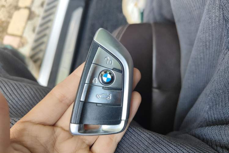 Used BMW X5 2017 xDrive35i Elegant Edition Interior 1