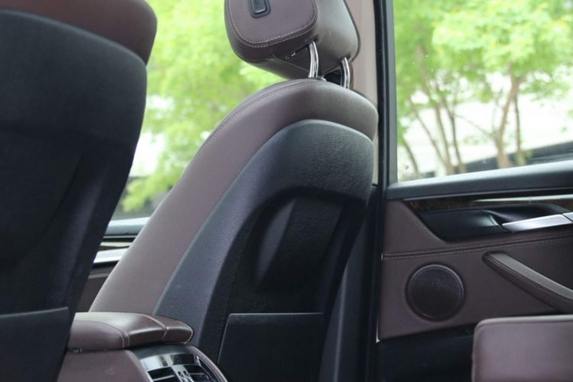 Used BMW X5 2017 xDrive28i Interior 2
