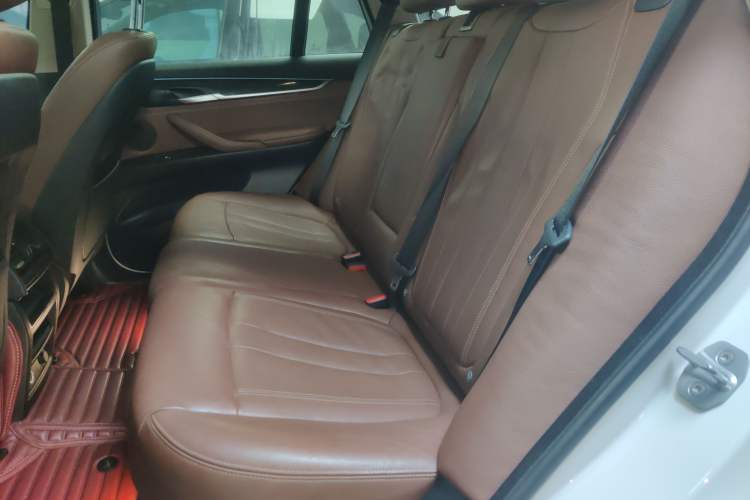 Used BMW X5 2017 xDrive35i Elegant Edition Interior 4