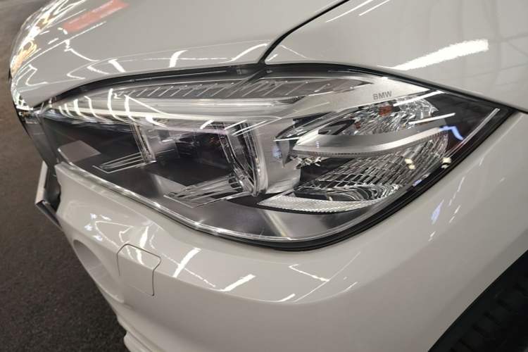 Used BMW X5 2017 xDrive35i Standard Model U.S. Specification Left Front Headlight