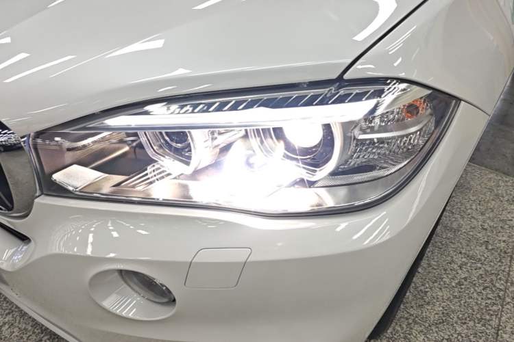 Used BMW X5 2017 xDrive28i Left Front Headlight