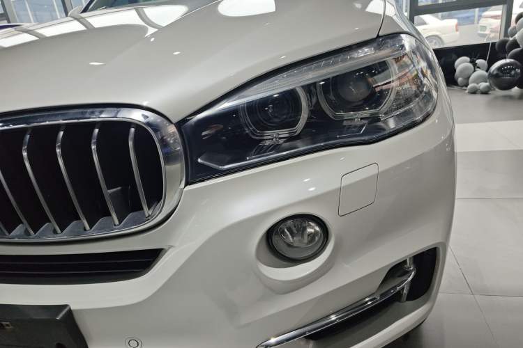 Used BMW X5 2017 xDrive35i Elegant Edition Left Front Headlight