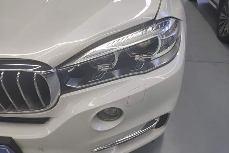 Used BMW X5 2017 xDrive28i Left Front Headlight