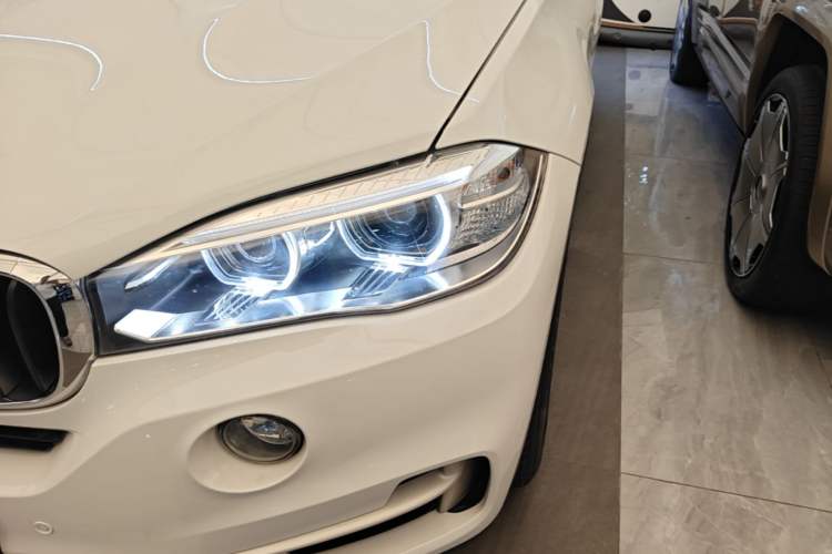 Used BMW X5 2017 xDrive35i Middle East Left Front Headlight