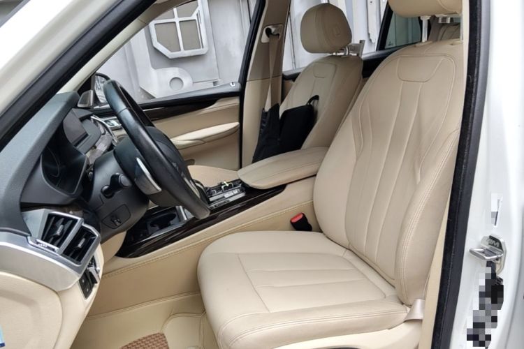 Used BMW X5  Left Front Seat