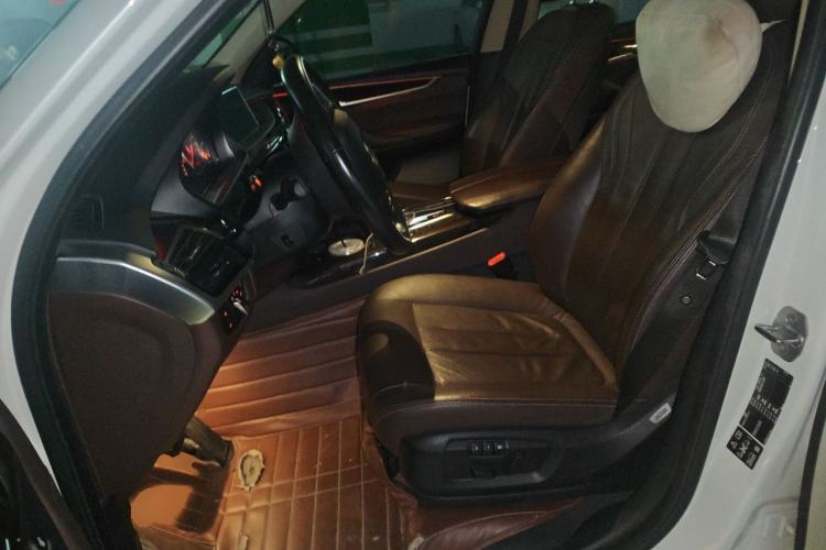 Used BMW X5 2017 xDrive28i Left Front Seat