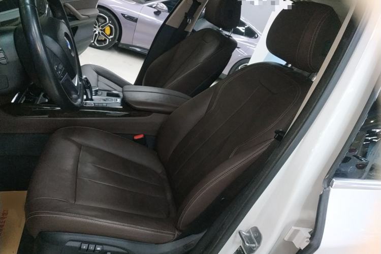 Used BMW X5 2017 xDrive28i Left Front Seat