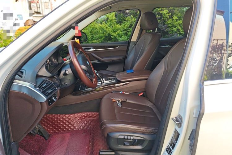 Used BMW X5 2017 xDrive28i Left Front Seat