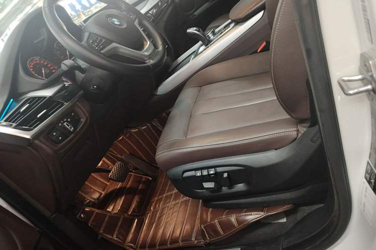 Used BMW X5 2017 xDrive35i Standard Model U.S. Specification Left Front Seat