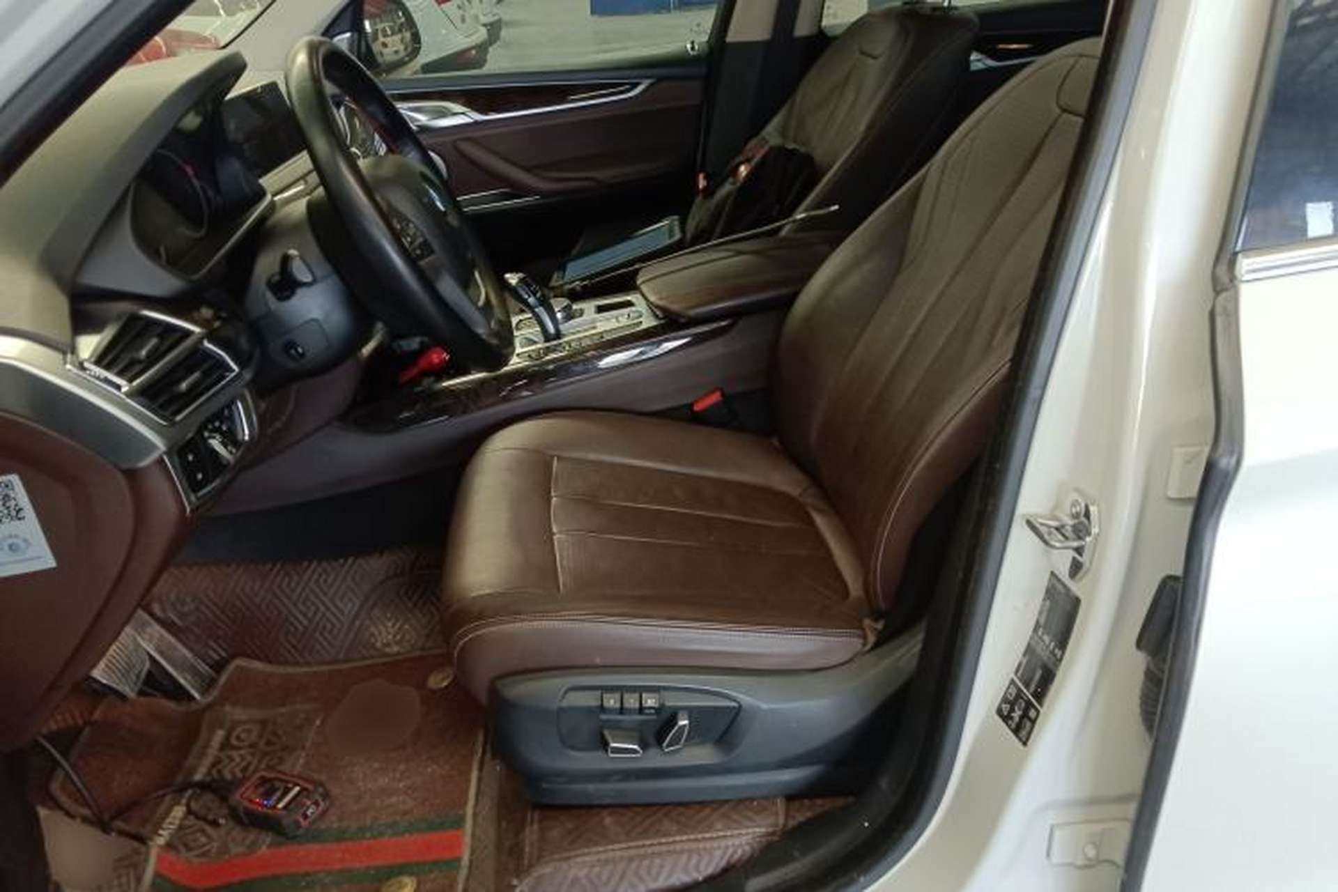Used BMW X5 2017 xDrive28i Left Front Seat