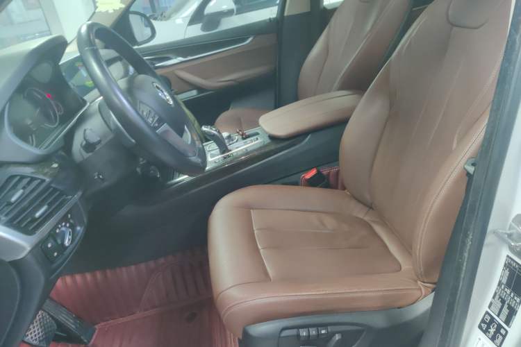 Used BMW X5 2017 xDrive35i Elegant Edition Left Front Seat