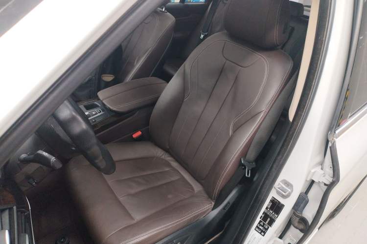 Used BMW X5 2017 xDrive28i Left Front Seat