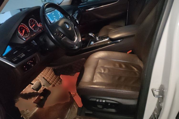 Used BMW X5 2017 xDrive35i Leading Model Left Front Seat