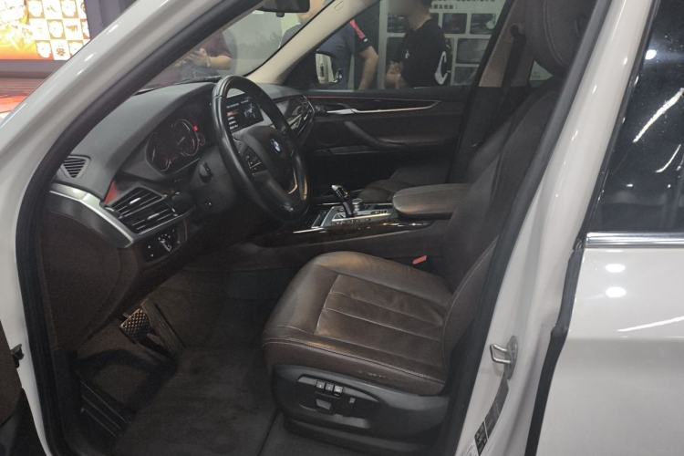 Used BMW X5 2017 xDrive28i Left Front Seat