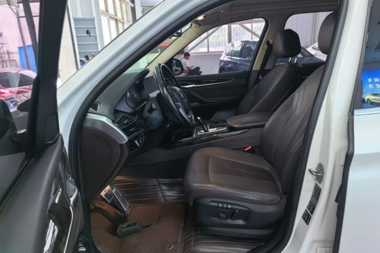 Used BMW X5 2017 xDrive35i Elegant Edition Left Front Seat