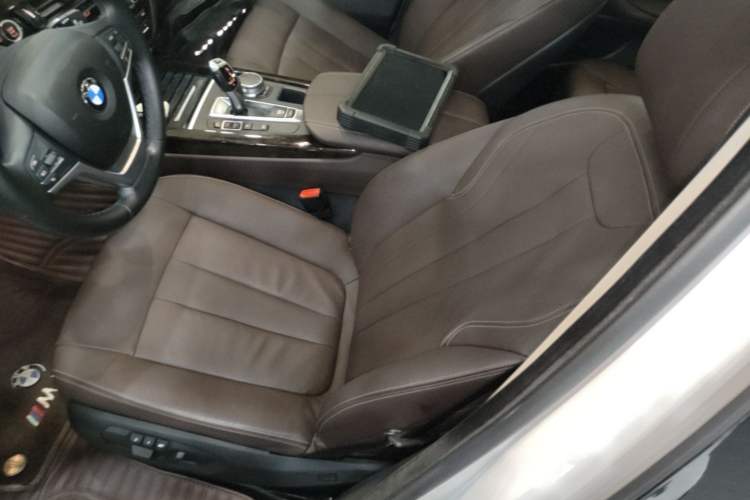 Used BMW X5 2017 xDrive35i Elegant Edition Left Front Seat