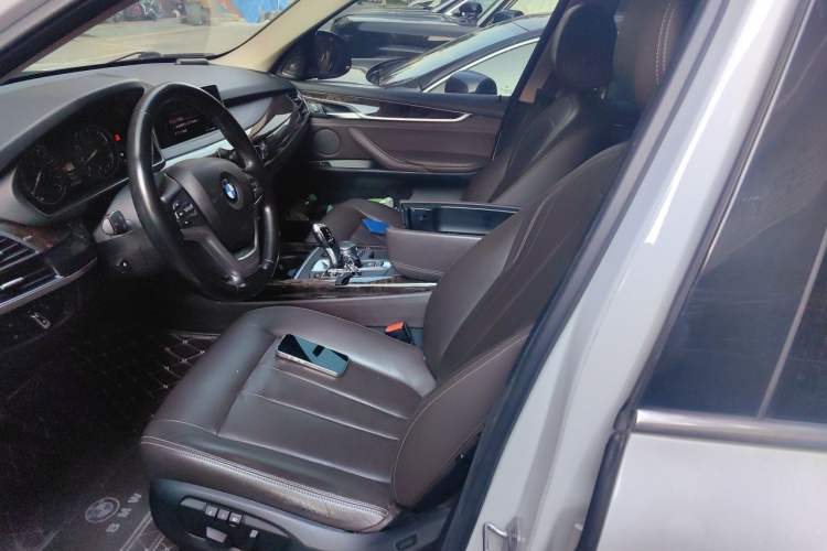 Used BMW X5  Left Front Seat