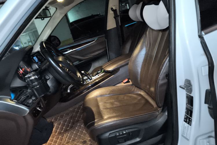 Used BMW X5 2017 xDrive35i Elegant Edition Left Front Seat