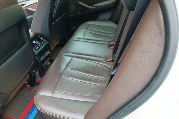Used BMW X5 2017 xDrive28i Left Rear Seat