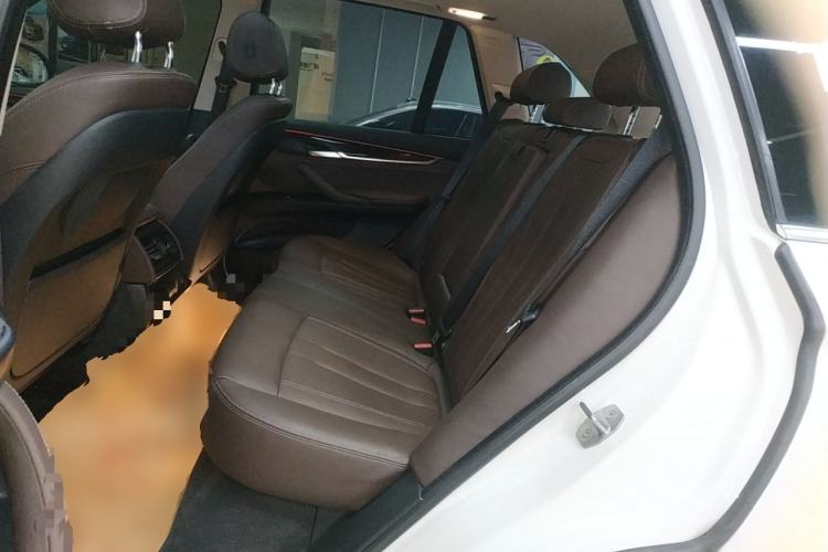 Used BMW X5 2017 xDrive28i Left Rear Seat
