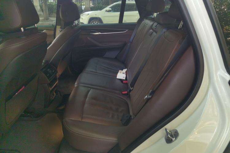 Used BMW X5 2017 xDrive35i M Sport Edition Left Rear Seat