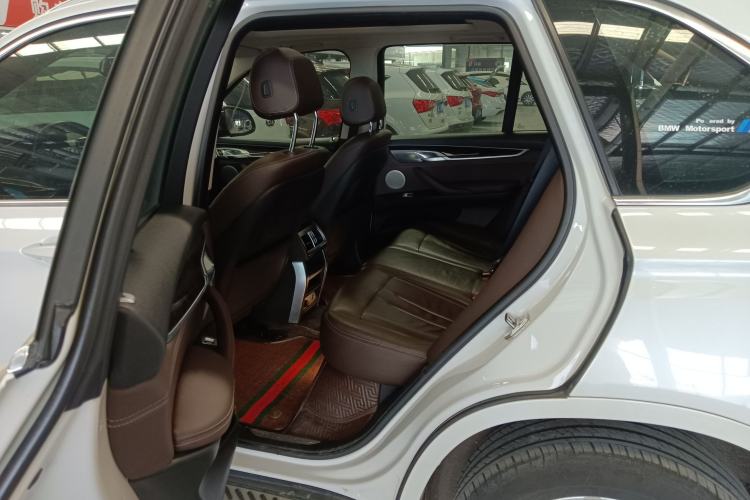 Used BMW X5 2017 xDrive28i Left Rear Seat