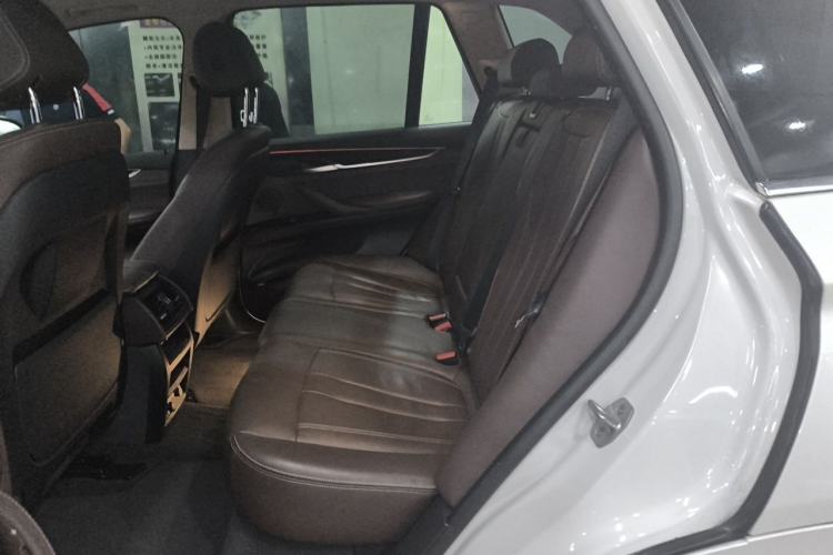 Used BMW X5 2017 xDrive28i Left Rear Seat