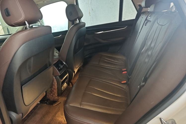 Used BMW X5 2017 xDrive28i Left Rear Seat