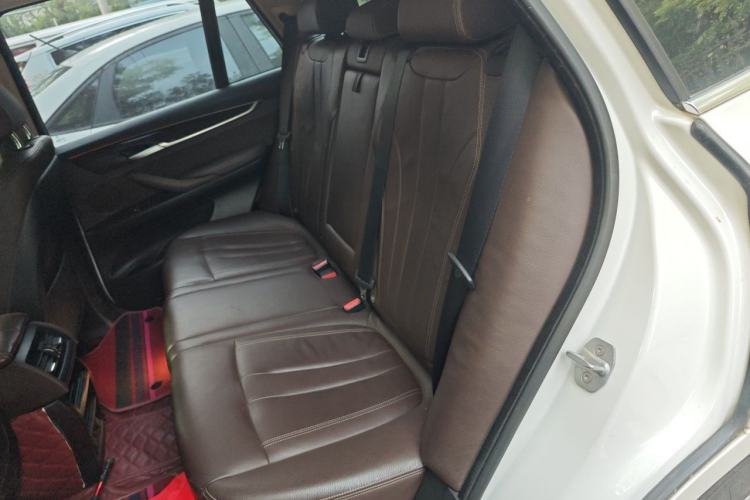 Used BMW X5 2017 xDrive28i Left Rear Seat