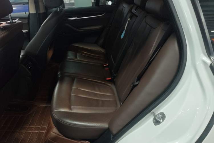 Used BMW X5 2017 xDrive35i Elegant Edition Left Rear Seat