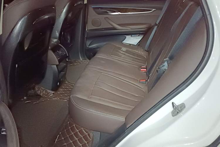 Used BMW X5 2017 xDrive28i Left Rear Seat