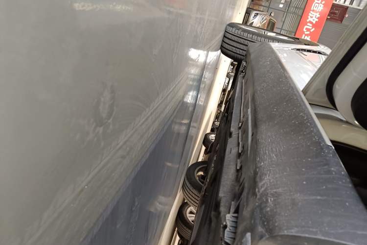 Used BMW X5 2017 xDrive28i Left Side Sill